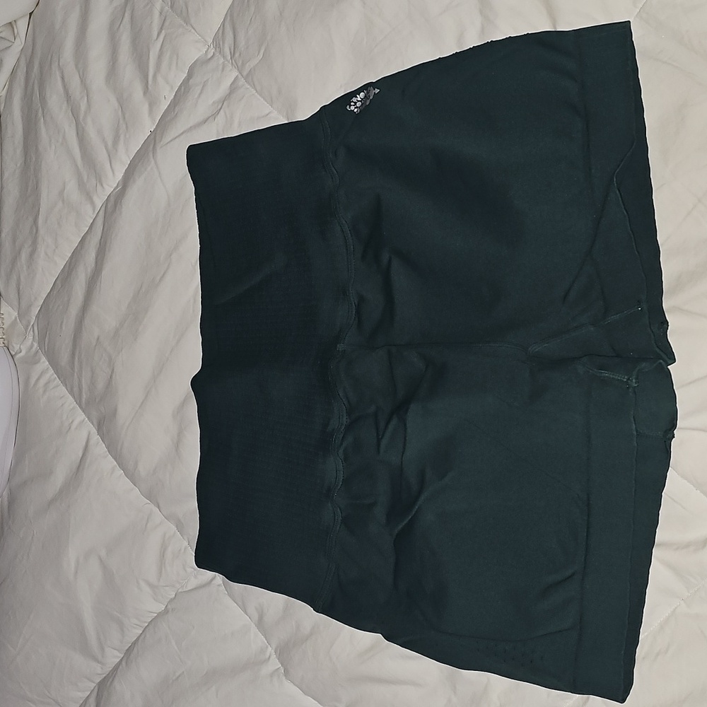 Free People Movement Gorgeous Green HR Shorts. Medium/Large!!